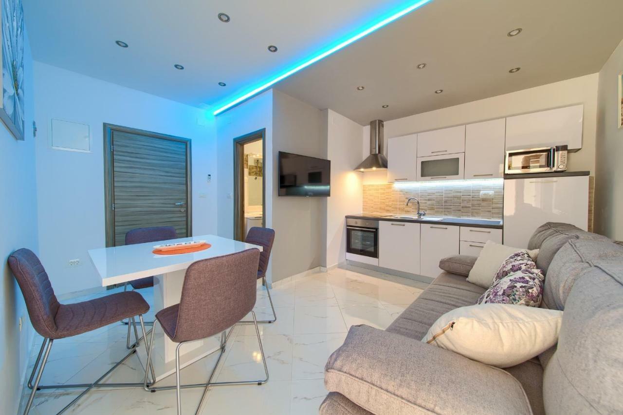 Nadija Studio Apartmani Krk Town Exterior photo